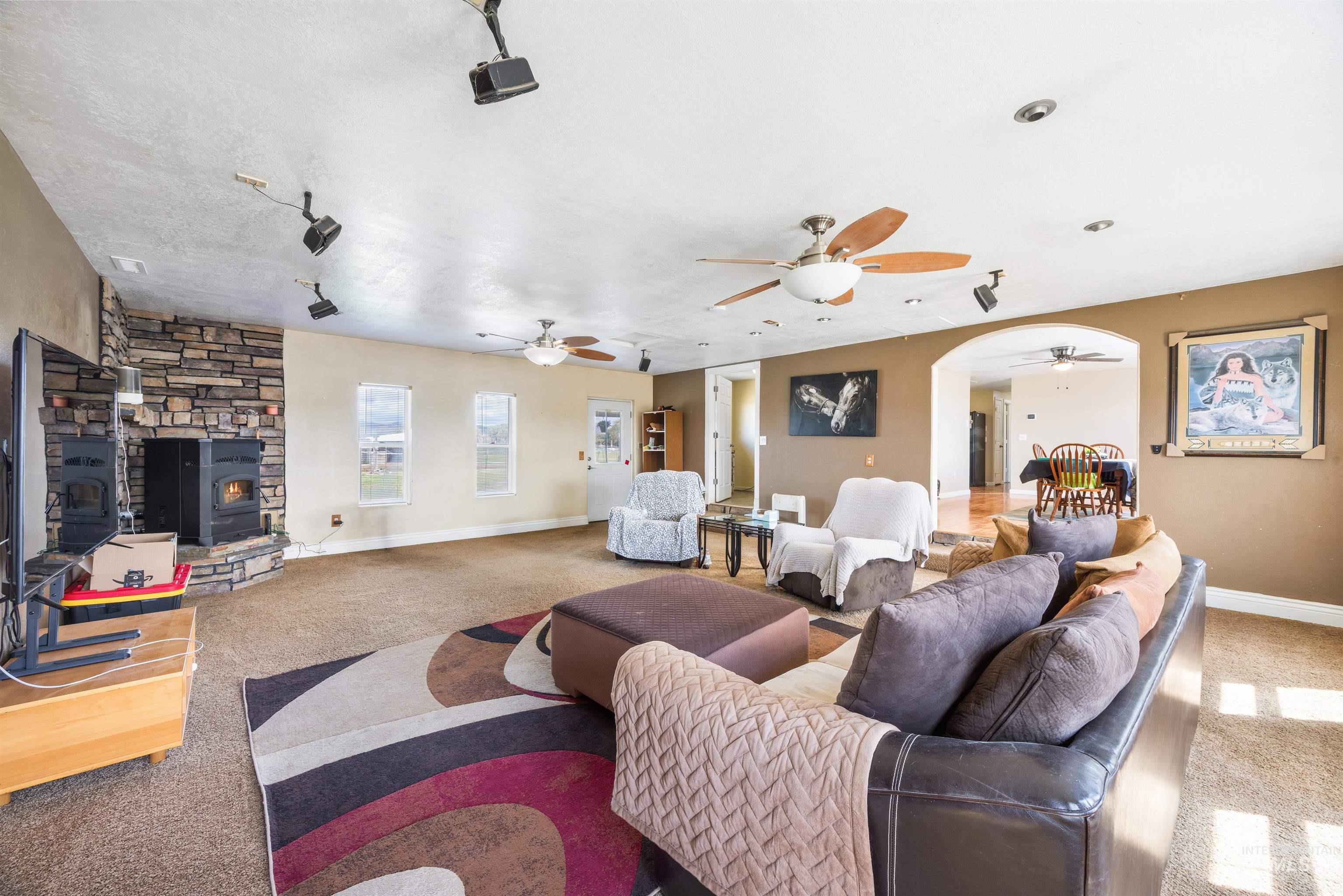 3044 NE Reservoir Rd, Mountain Home, Idaho 83647, 3 Bedrooms, 1 Bathroom, Residential For Sale, Price $477,900, 98983398