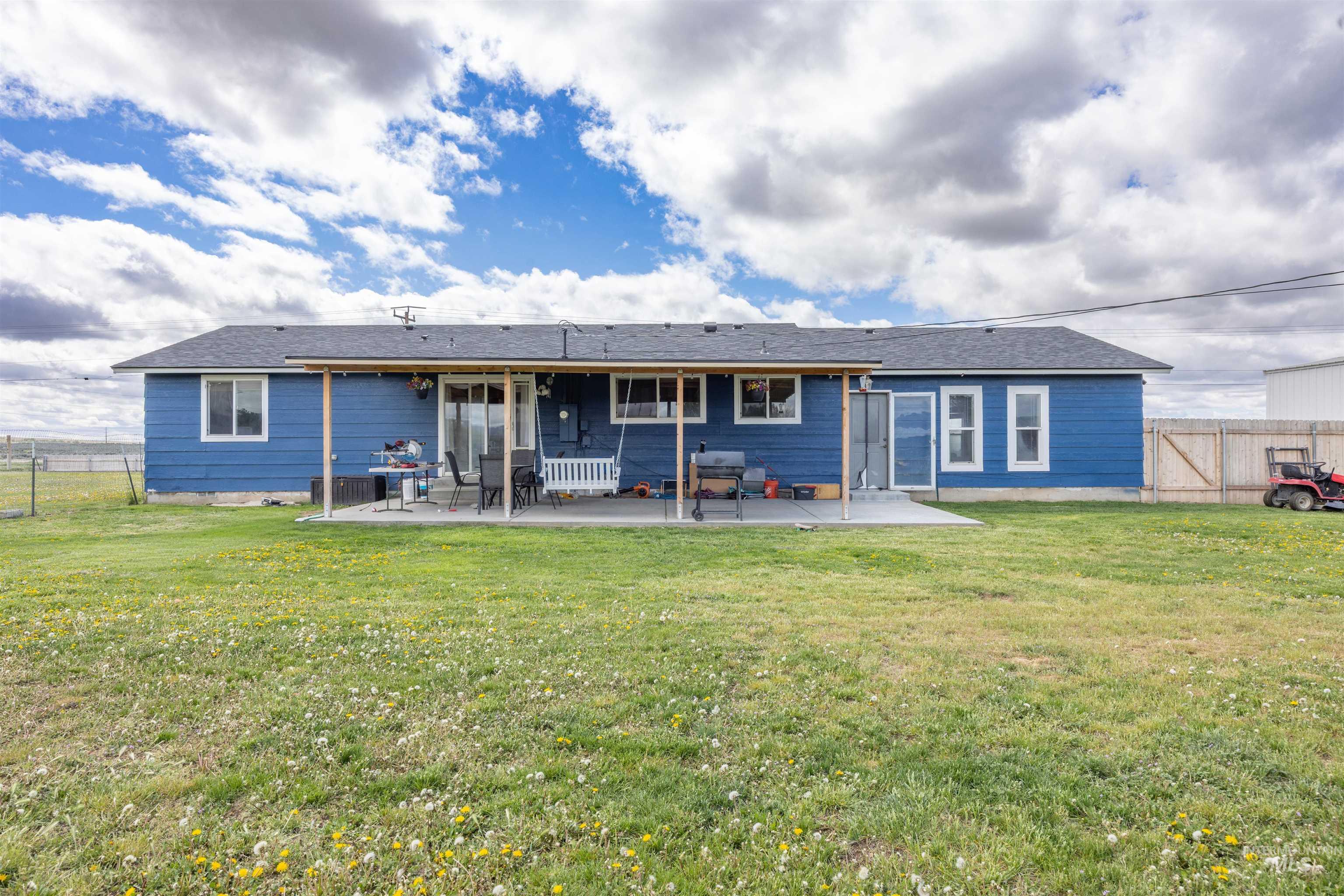 3044 NE Reservoir Rd, Mountain Home, Idaho 83647, 3 Bedrooms, 1 Bathroom, Residential For Sale, Price $477,900, 98983398