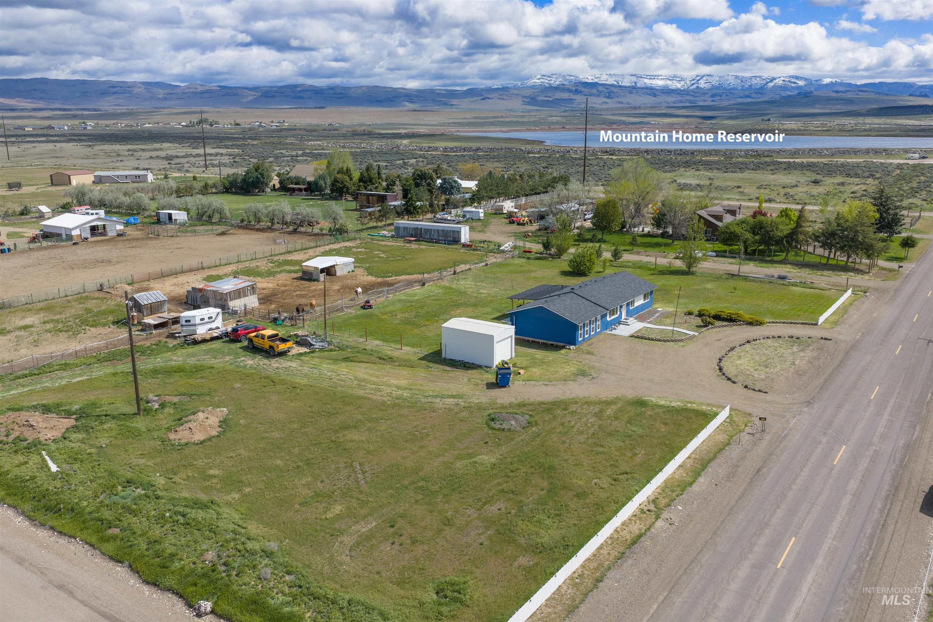 3044 NE Reservoir Rd, Mountain Home, Idaho 83647, 3 Bedrooms, 1 Bathroom, Residential For Sale, Price $477,900, 98983398