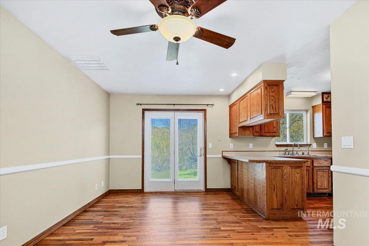 6970 Pearl Rd, Eagle, Idaho 83616, 4 Bedrooms, 2.5 Bathrooms, Residential For Sale, Price $699,000, 98983399