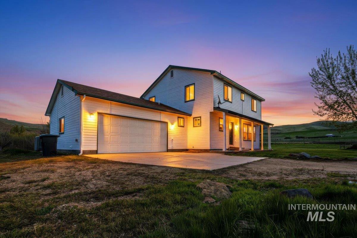 6970 Pearl Rd, Eagle, Idaho 83616, 4 Bedrooms, 2.5 Bathrooms, Residential For Sale, Price $699,000, 98983399