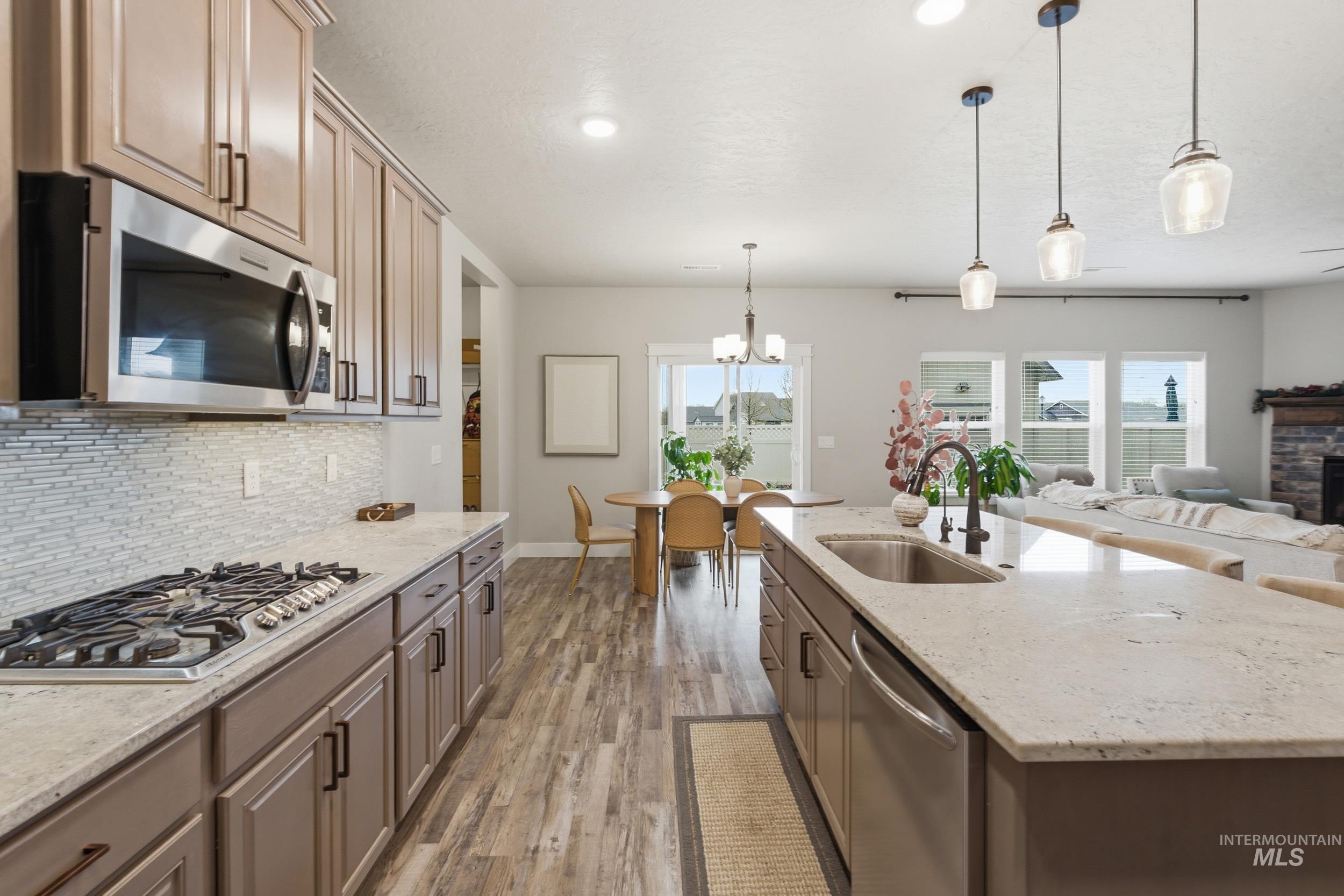 7645 E Iroquois, Nampa, Idaho 83687, 4 Bedrooms, 3 Bathrooms, Residential For Sale, Price $565,000,MLS 98983403