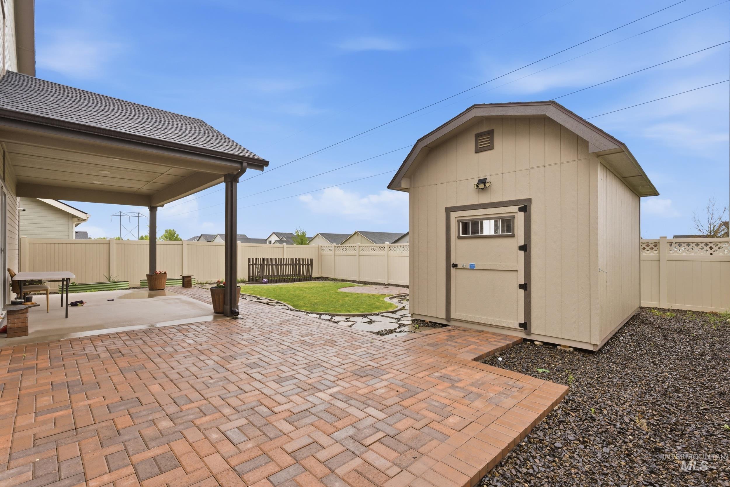 7645 E Iroquois, Nampa, Idaho 83687, 4 Bedrooms, 3 Bathrooms, Residential For Sale, Price $565,000,MLS 98983403