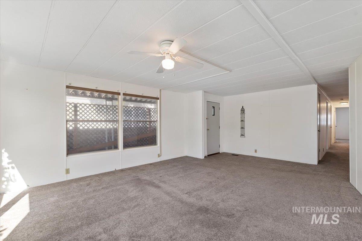 3710 S Clacton Way, Boise, Idaho 83716, 2 Bedrooms, 2 Bathrooms, Residential For Sale, Price $244,000,MLS 98983405