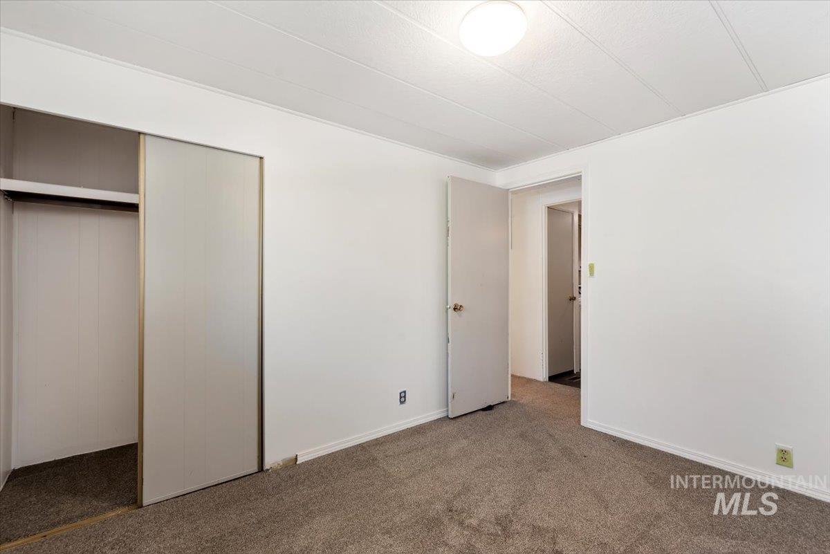 3710 S Clacton Way, Boise, Idaho 83716, 2 Bedrooms, 2 Bathrooms, Residential For Sale, Price $244,000,MLS 98983405