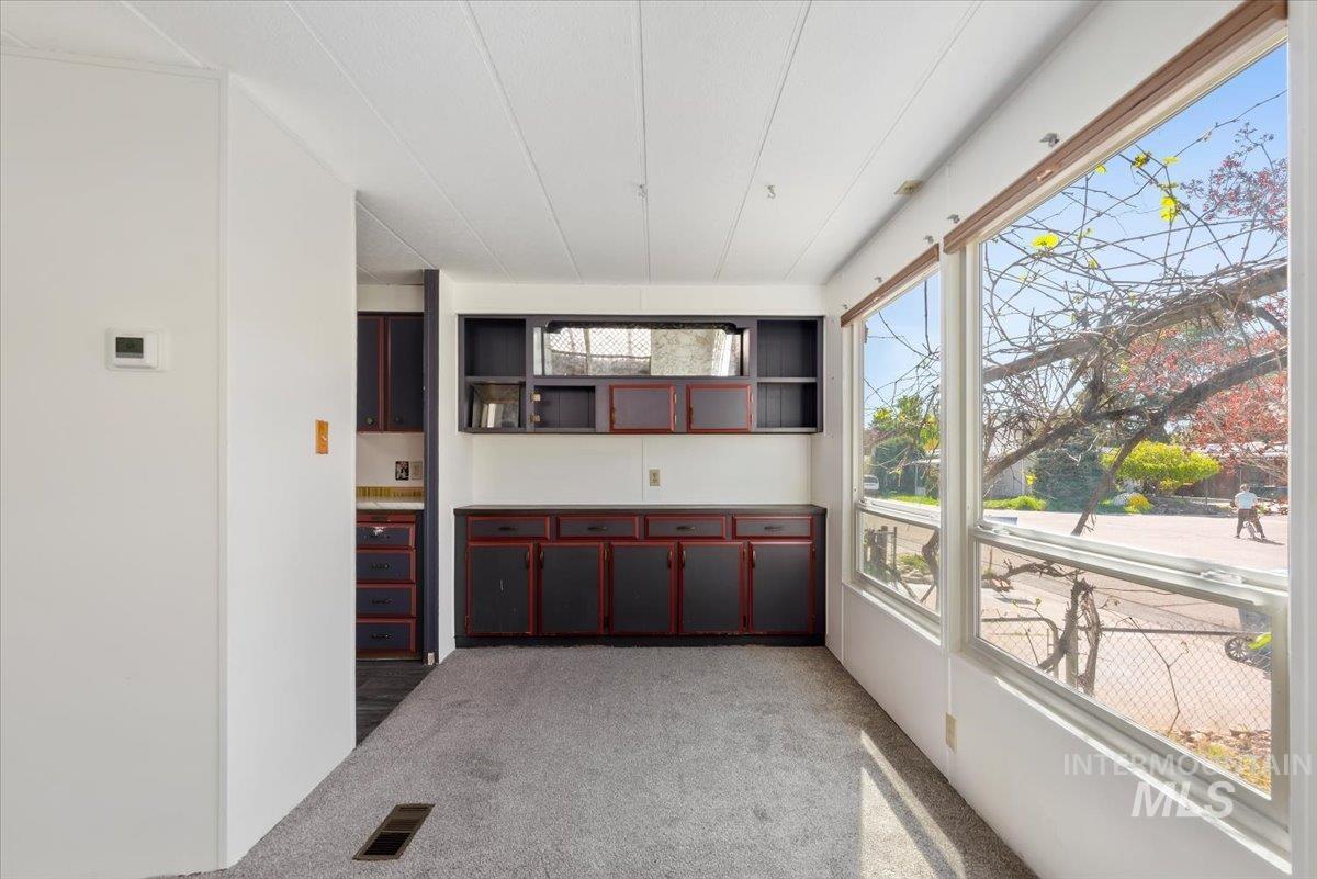 3710 S Clacton Way, Boise, Idaho 83716, 2 Bedrooms, 2 Bathrooms, Residential For Sale, Price $244,000,MLS 98983405