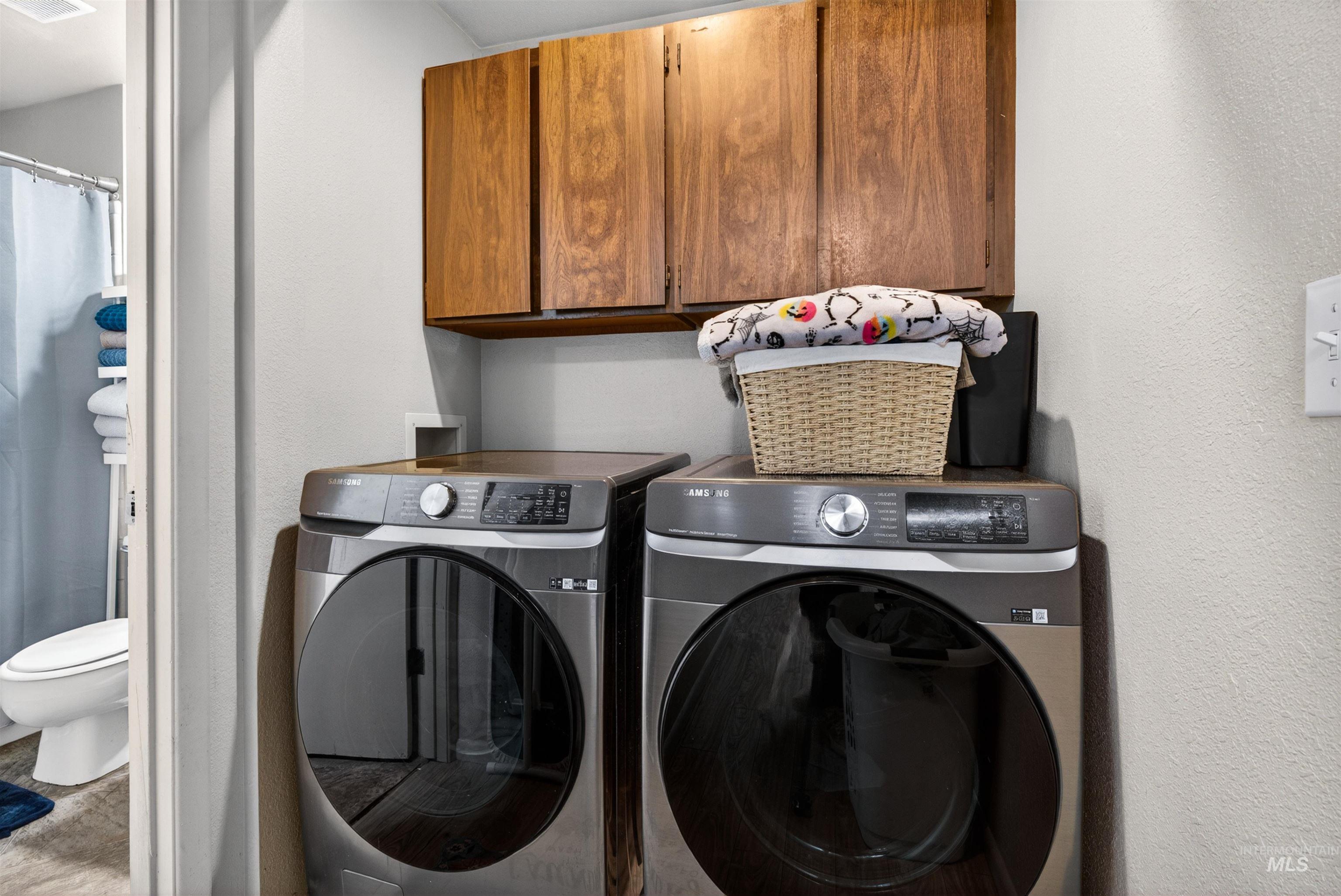 1906 - 1908 N Allumbaugh St, Boise, Idaho 83704, 2 Bedrooms, 1 Bathroom, Residential Income For Sale, Price $520,000, 98983406