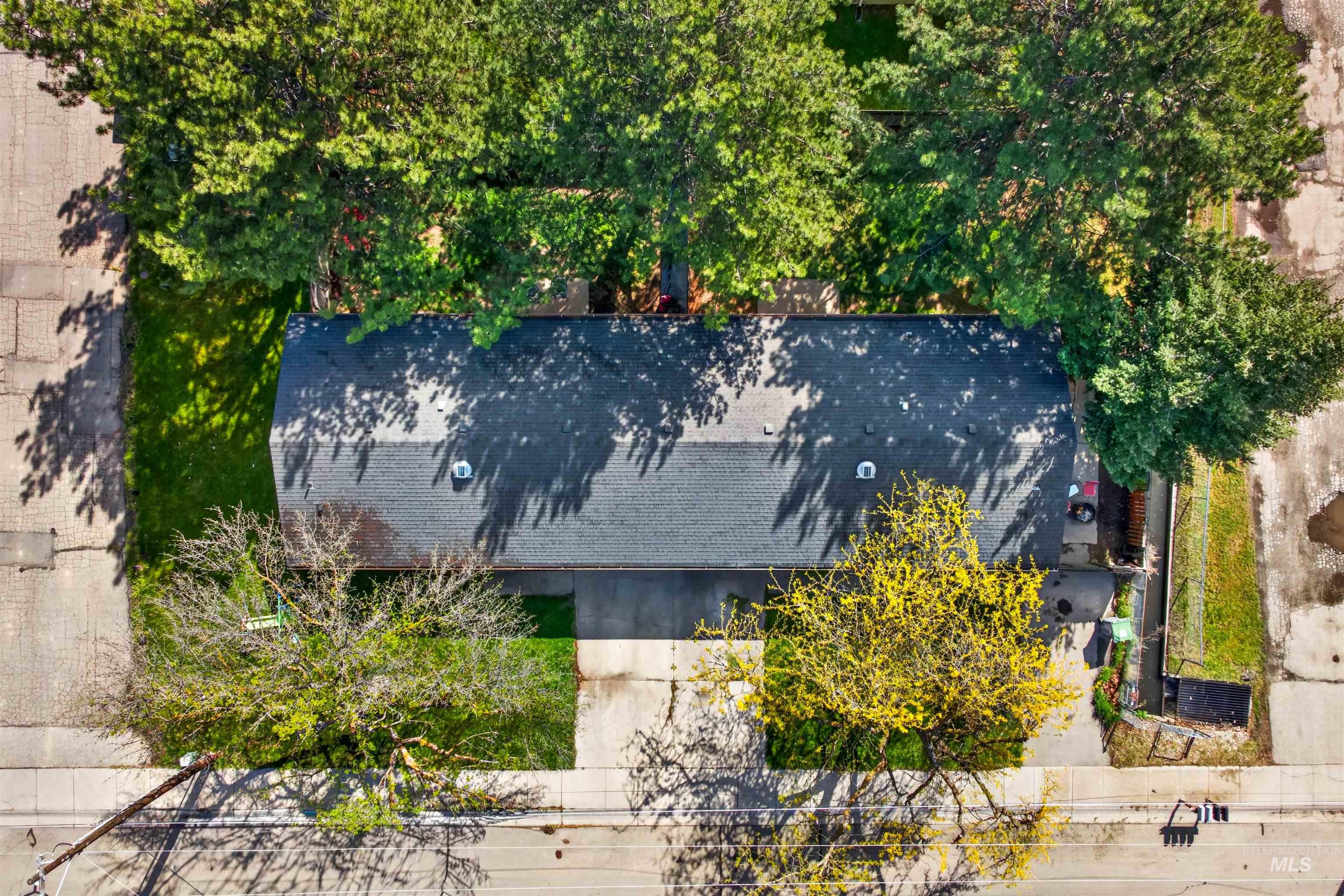 1906 - 1908 N Allumbaugh St, Boise, Idaho 83704, 2 Bedrooms, 1 Bathroom, Residential Income For Sale, Price $520,000, 98983406