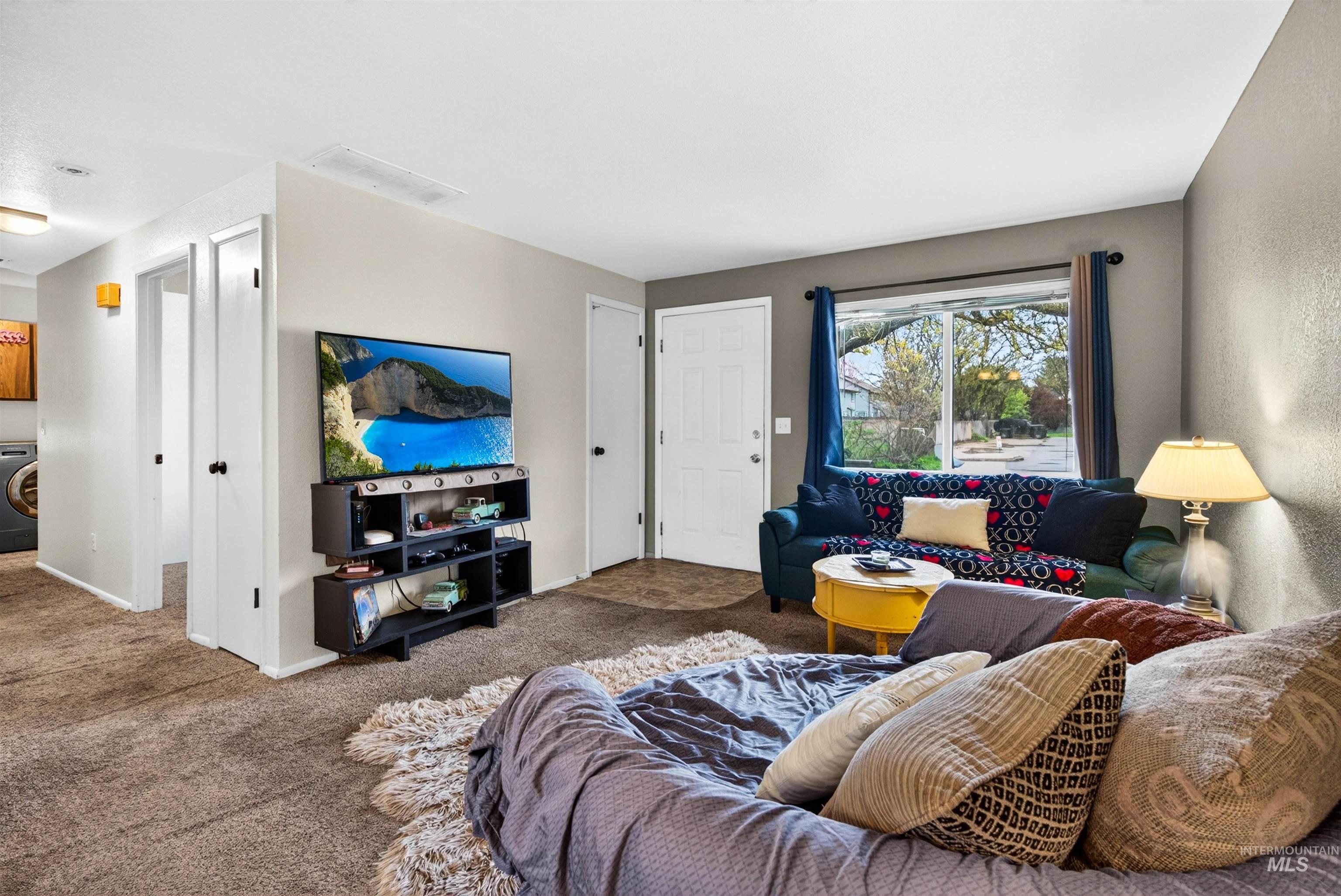 1906 - 1908 N Allumbaugh St, Boise, Idaho 83704, 2 Bedrooms, 1 Bathroom, Residential Income For Sale, Price $520,000, 98983406