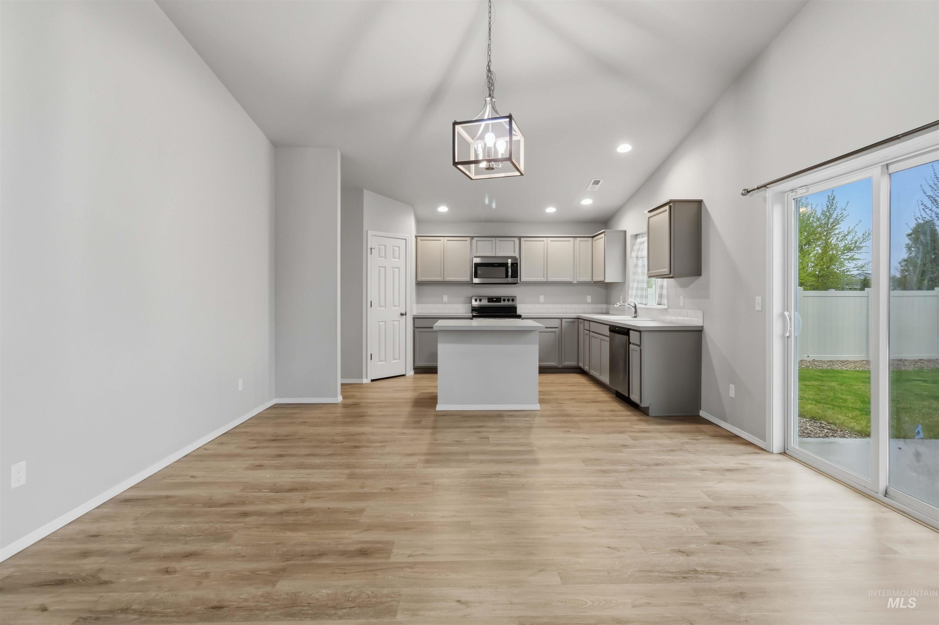 17664 N Onaway Ave., Nampa, Idaho 83687, 4 Bedrooms, 2 Bathrooms, Residential For Sale, Price $417,000,MLS 98983407