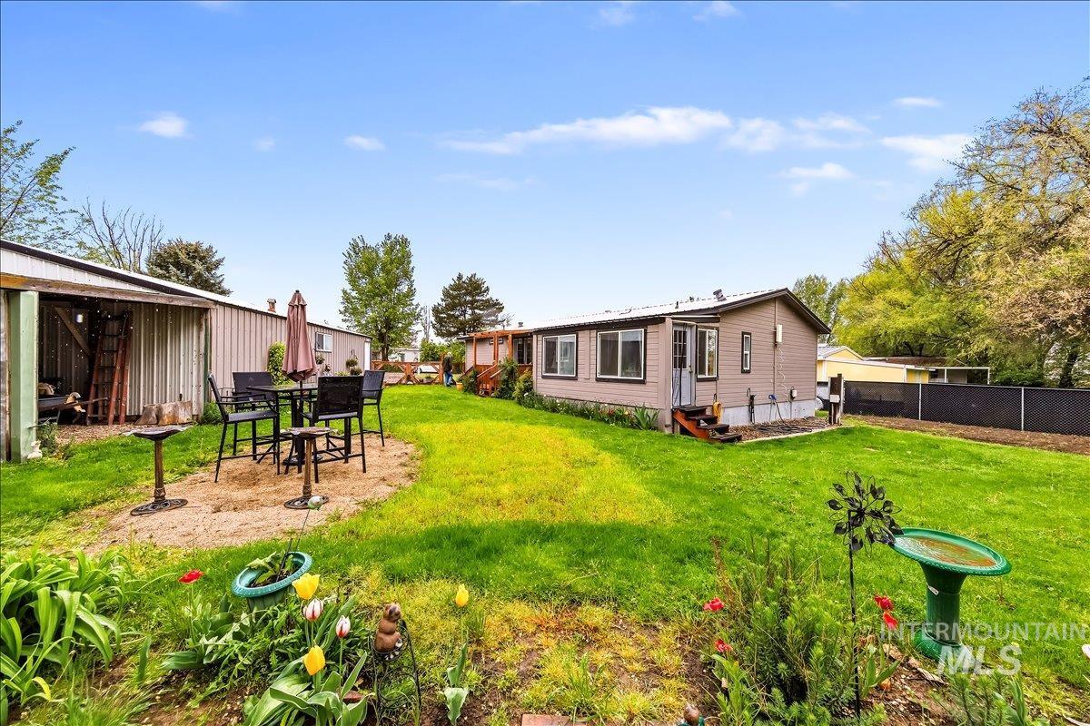 24914 Sunburst Dr, Caldwell, Idaho 83607, 3 Bedrooms, 2 Bathrooms, Residential For Sale, Price $339,900,MLS 98983408