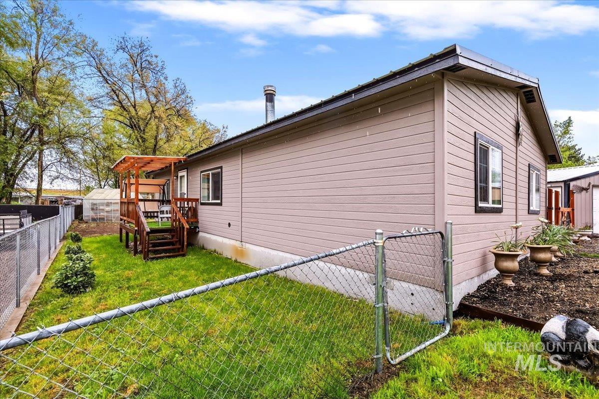 24914 Sunburst Dr, Caldwell, Idaho 83607, 3 Bedrooms, 2 Bathrooms, Residential For Sale, Price $339,900,MLS 98983408