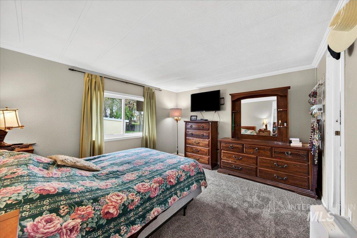 24914 Sunburst Dr, Caldwell, Idaho 83607, 3 Bedrooms, 2 Bathrooms, Residential For Sale, Price $339,900,MLS 98983408