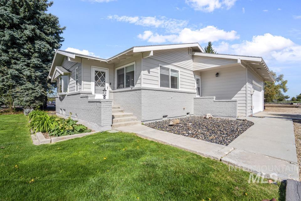 3211 Marble Front Rd, Caldwell, Idaho 83605, 3 Bedrooms, 2.5 Bathrooms, Residential For Sale, Price $583,000,MLS 98983411