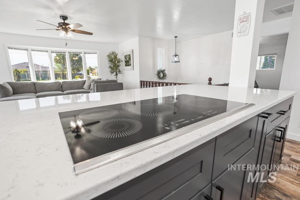 3211 Marble Front Rd, Caldwell, Idaho 83605, 3 Bedrooms, 2.5 Bathrooms, Residential For Sale, Price $583,000,MLS 98983411
