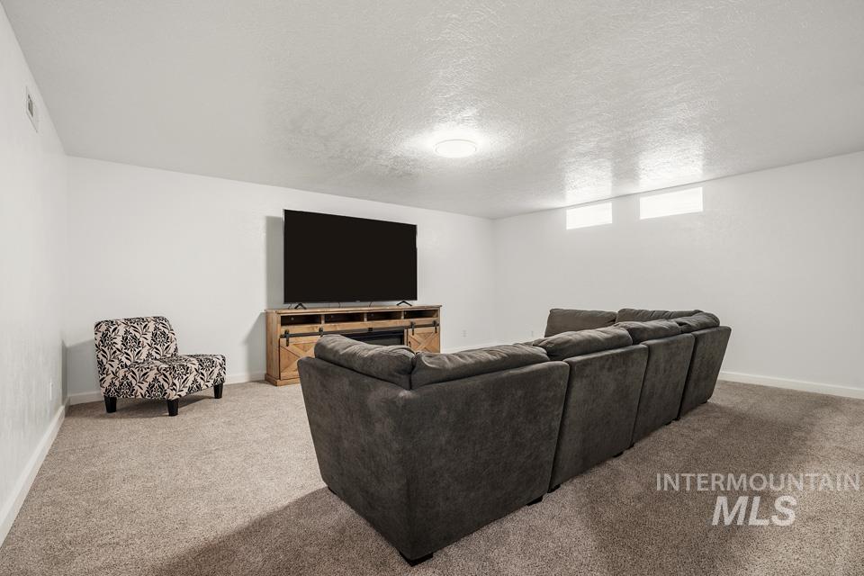 3211 Marble Front Rd, Caldwell, Idaho 83605, 3 Bedrooms, 2.5 Bathrooms, Residential For Sale, Price $583,000,MLS 98983411