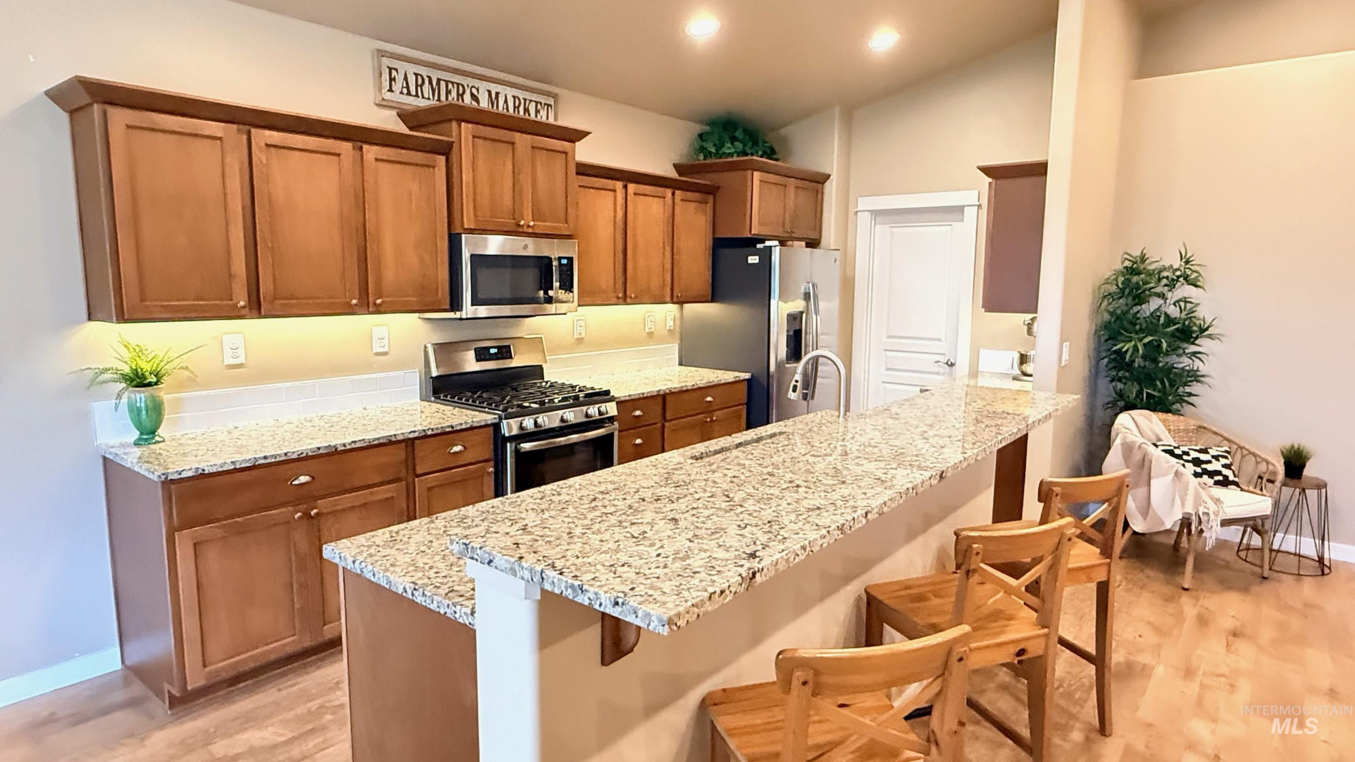 6210 W Drummond Dr, Meridian, Idaho 83646, 4 Bedrooms, 2 Bathrooms, Residential For Sale, Price $569,900,MLS 98983416
