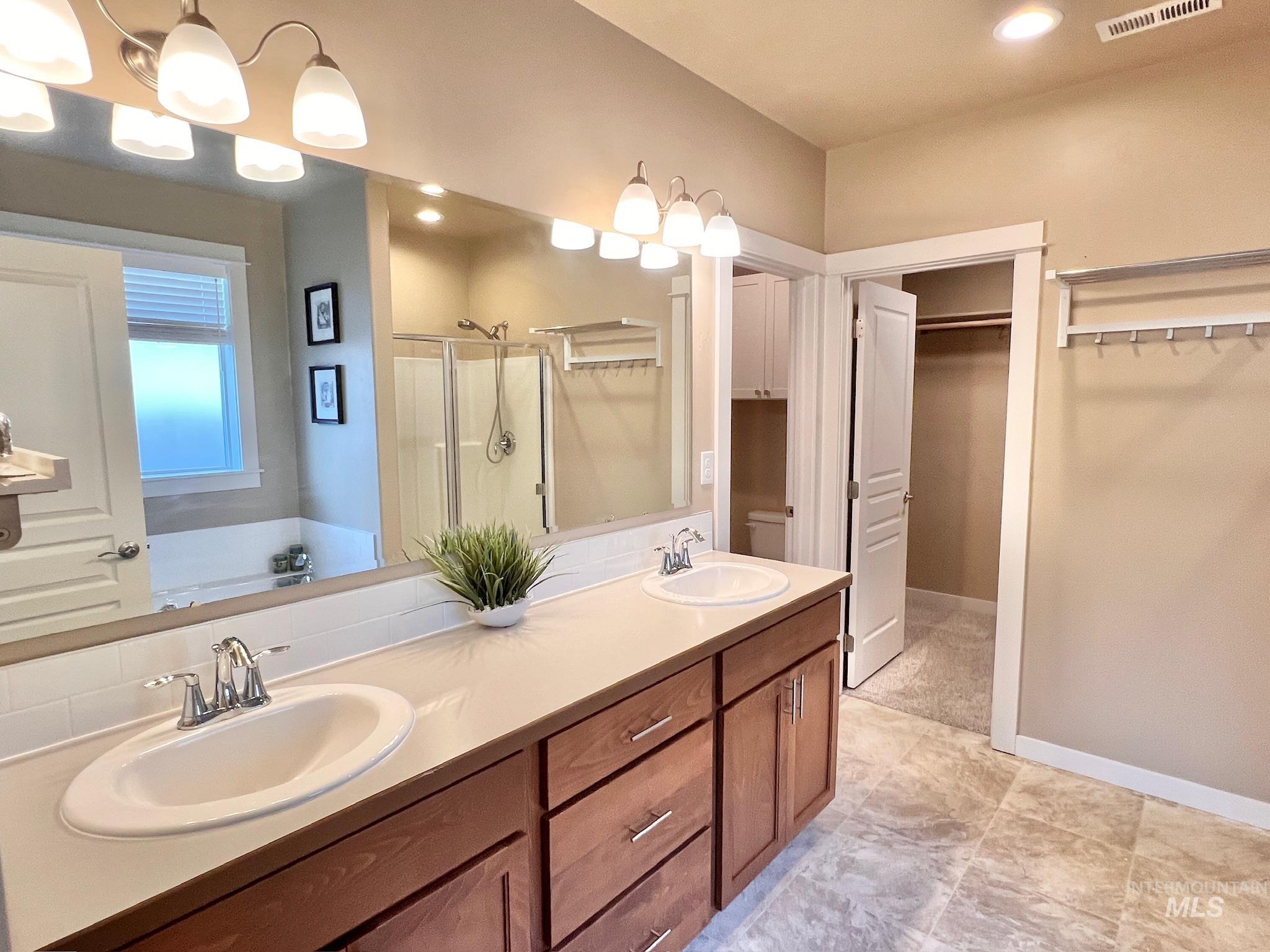 6210 W Drummond Dr, Meridian, Idaho 83646, 4 Bedrooms, 2 Bathrooms, Residential For Sale, Price $569,900,MLS 98983416