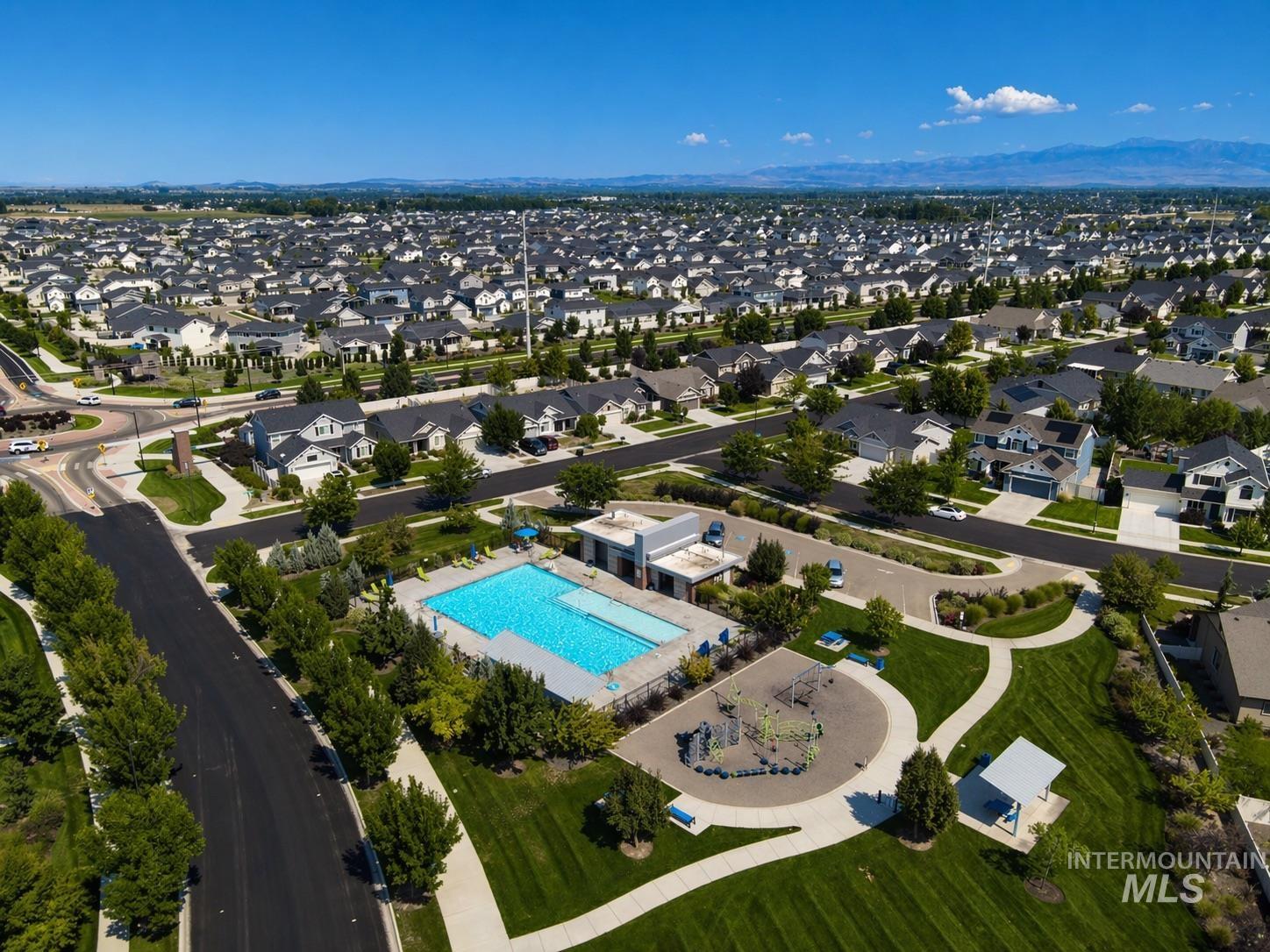 6210 W Drummond Dr, Meridian, Idaho 83646, 4 Bedrooms, 2 Bathrooms, Residential For Sale, Price $569,900,MLS 98983416