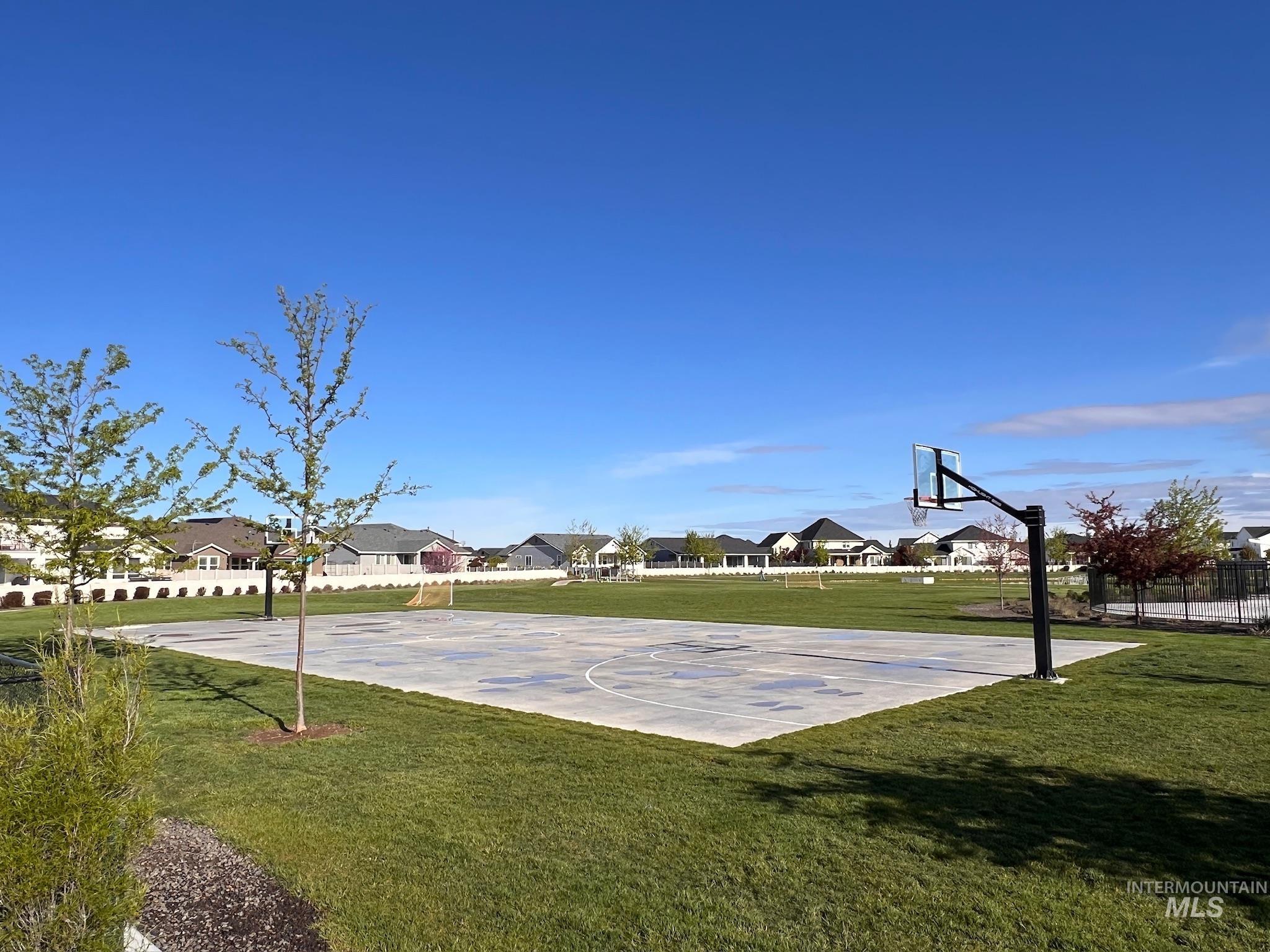6210 W Drummond Dr, Meridian, Idaho 83646, 4 Bedrooms, 2 Bathrooms, Residential For Sale, Price $569,900,MLS 98983416