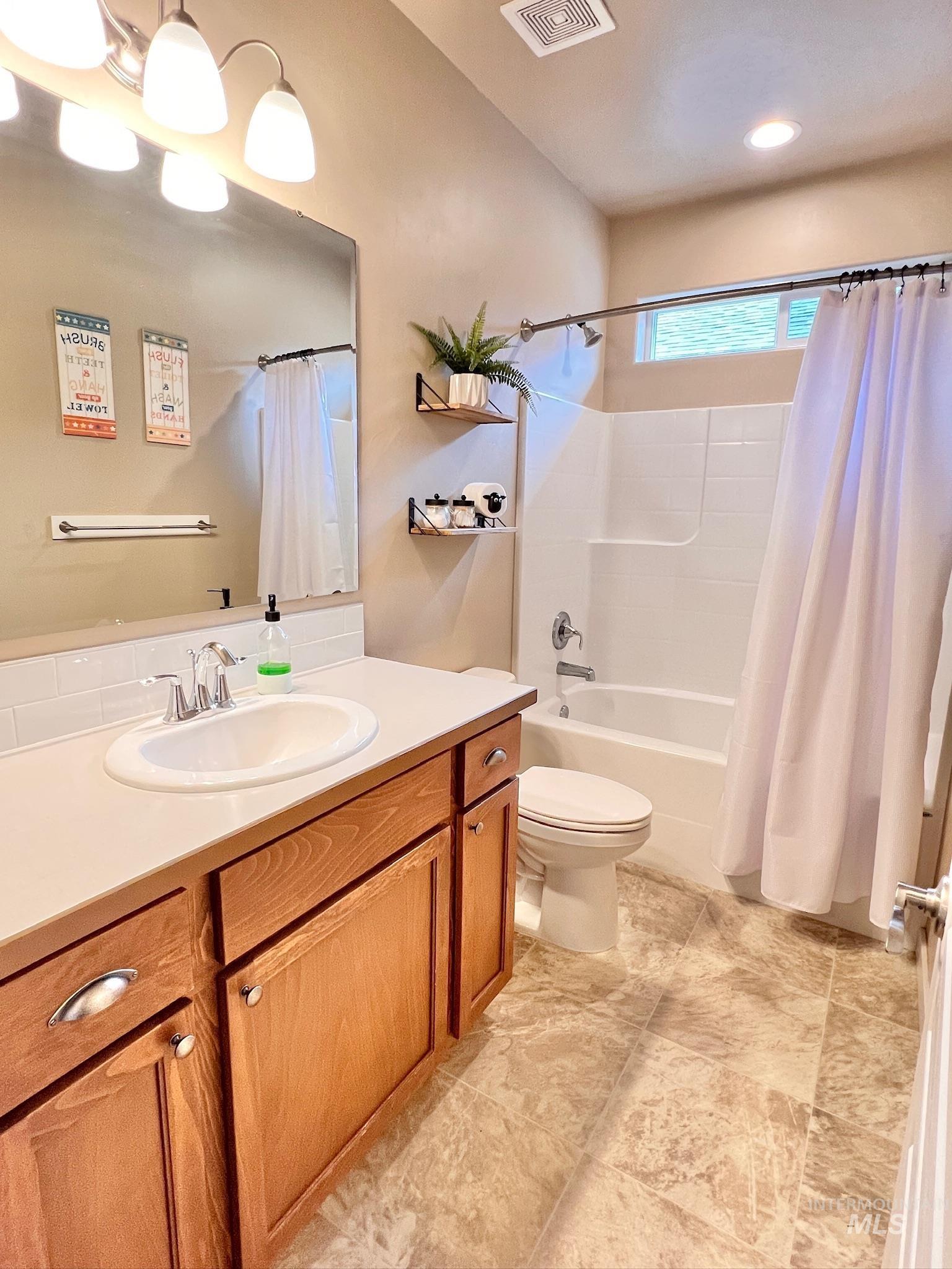 6210 W Drummond Dr, Meridian, Idaho 83646, 4 Bedrooms, 2 Bathrooms, Residential For Sale, Price $569,900,MLS 98983416