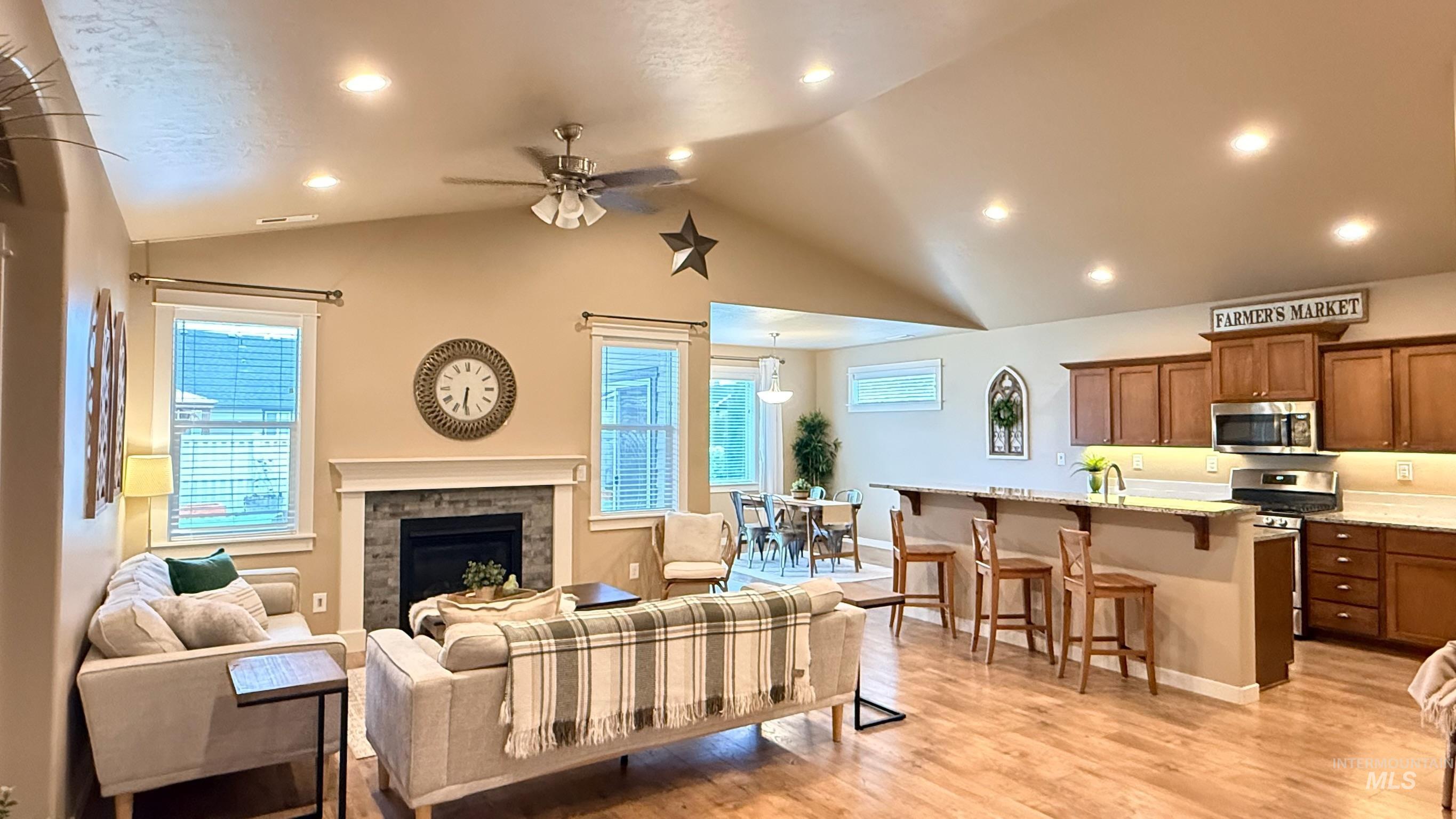 6210 W Drummond Dr, Meridian, Idaho 83646, 4 Bedrooms, 2 Bathrooms, Residential For Sale, Price $569,900,MLS 98983416