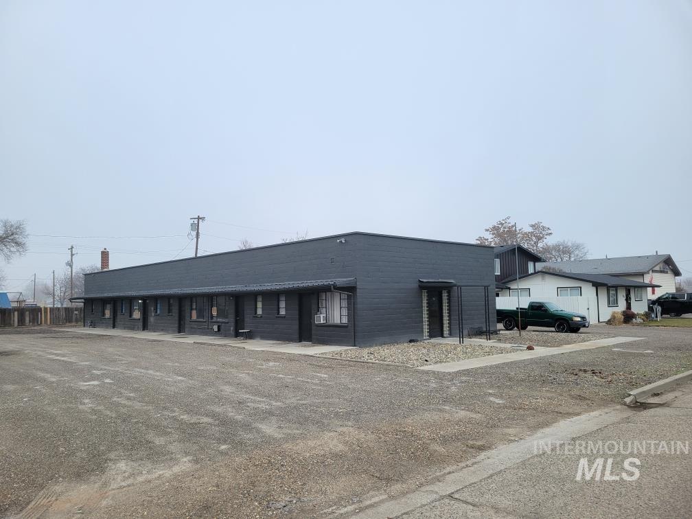 710 Emison Avenue, Nyssa, Oregon 97913, 1 Bedroom, 1 Bathroom, Residential Income For Sale, Price $349,900, 98983421