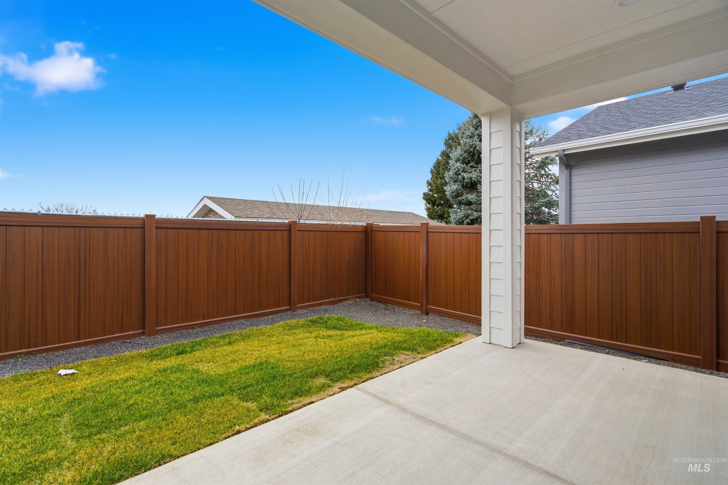 1415 E Prairiefire St, Meridian, Idaho 83646, 3 Bedrooms, 2 Bathrooms, Residential For Sale, Price $479,990,MLS 98983423