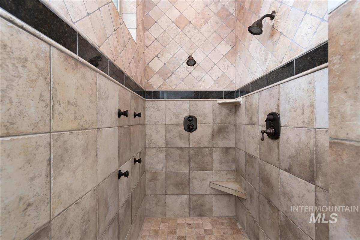 4890 S Chappel, Boise, Idaho 83709, 5 Bedrooms, 3.5 Bathrooms, Residential For Sale, Price $899,000,MLS 98983424