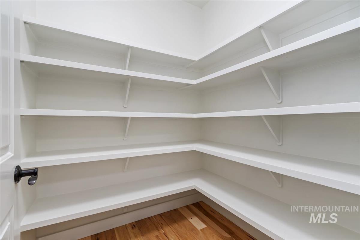 4890 S Chappel, Boise, Idaho 83709, 5 Bedrooms, 3.5 Bathrooms, Residential For Sale, Price $899,000,MLS 98983424