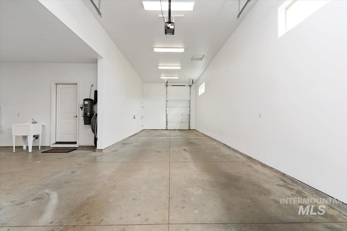 4890 S Chappel, Boise, Idaho 83709, 5 Bedrooms, 3.5 Bathrooms, Residential For Sale, Price $899,000,MLS 98983424