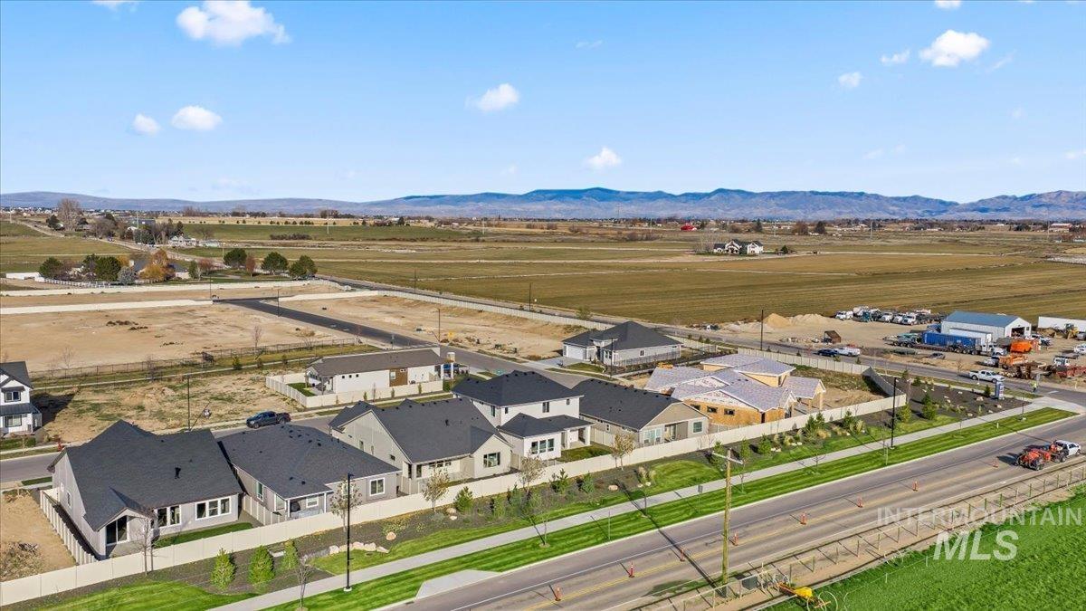 1485 E Andes Dr, Kuna, Idaho 83634, 4 Bedrooms, 2.5 Bathrooms, Residential For Sale, Price $674,900,MLS 98983425