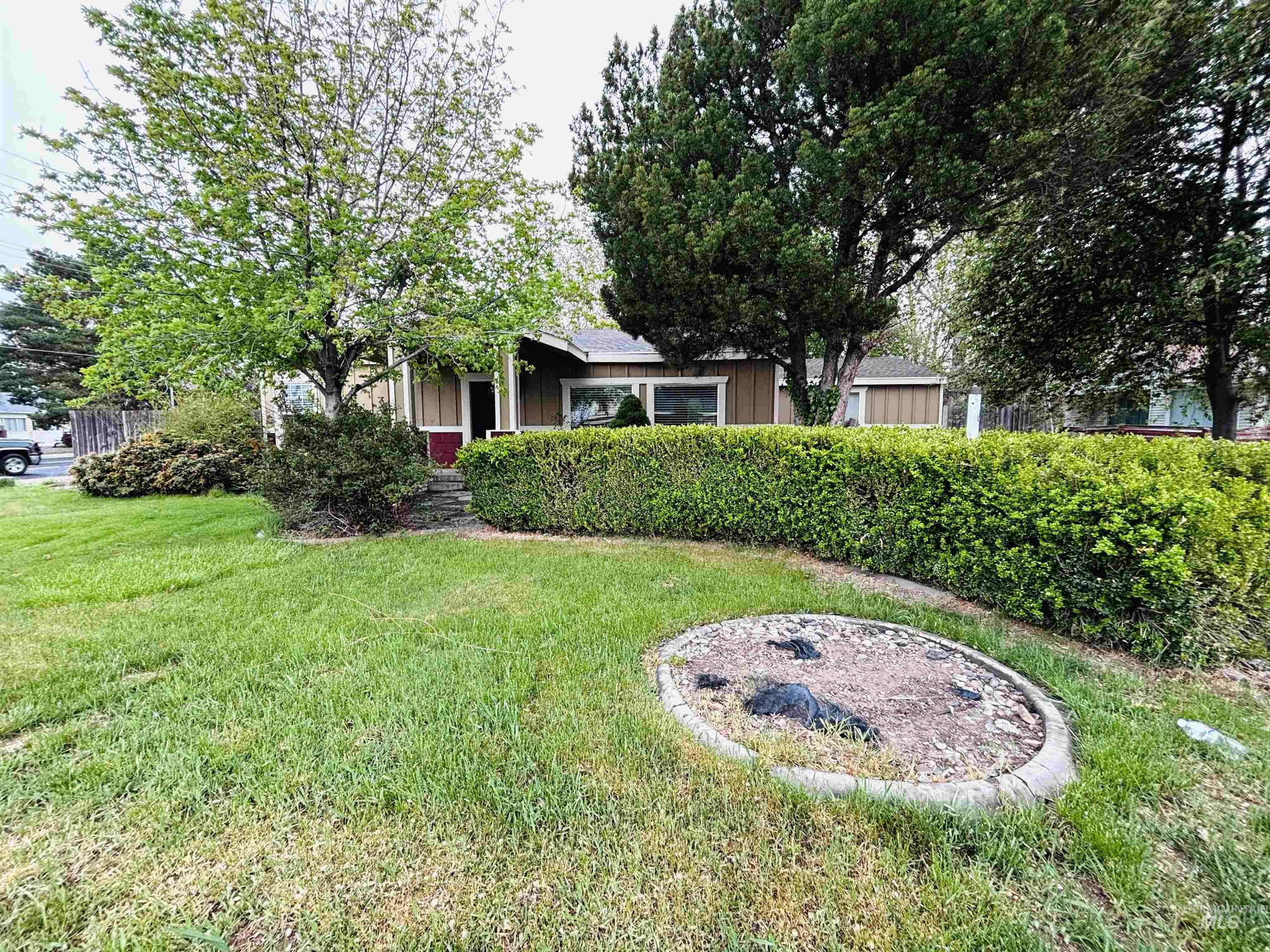 898 Wendell St., Twin Falls, Idaho 83301, 3 Bedrooms, 2 Bathrooms, Residential For Sale, Price $389,900,MLS 98983427