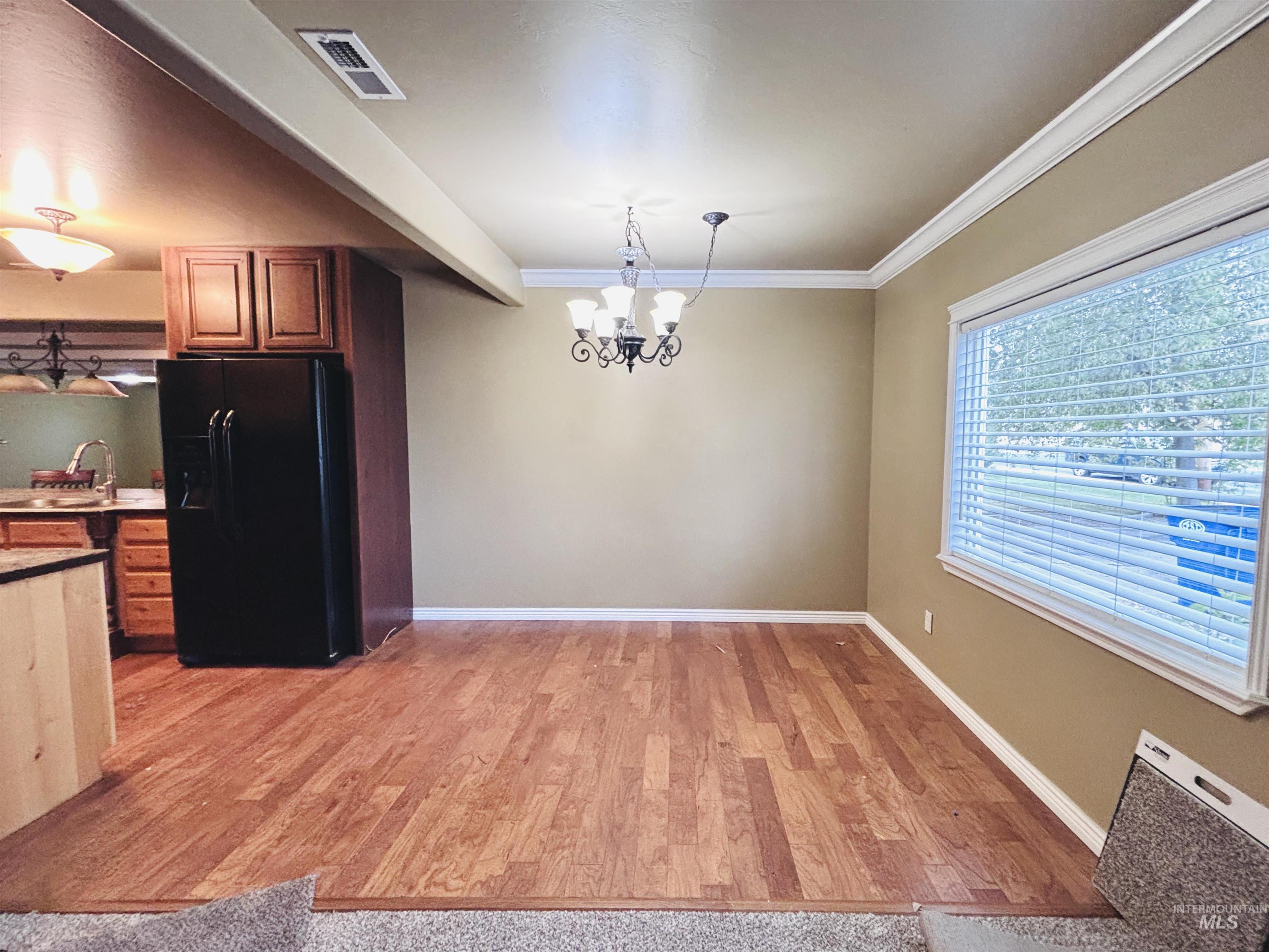 898 Wendell St., Twin Falls, Idaho 83301, 3 Bedrooms, 2 Bathrooms, Residential For Sale, Price $389,900,MLS 98983427