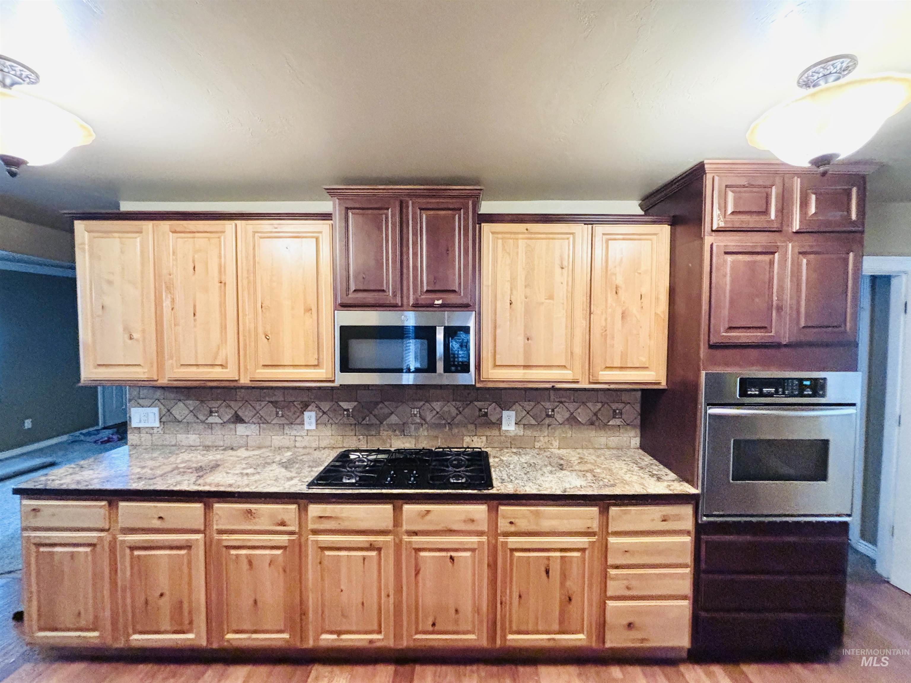 898 Wendell St., Twin Falls, Idaho 83301, 3 Bedrooms, 2 Bathrooms, Residential For Sale, Price $389,900,MLS 98983427