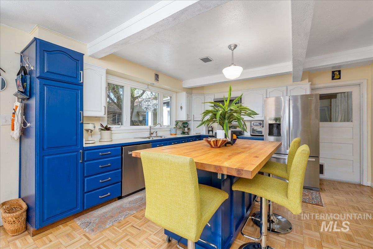 3301 N 32nd St., Boise, Idaho 83703, 4 Bedrooms, 2 Bathrooms, Residential For Sale, Price $859,900,MLS 98983428