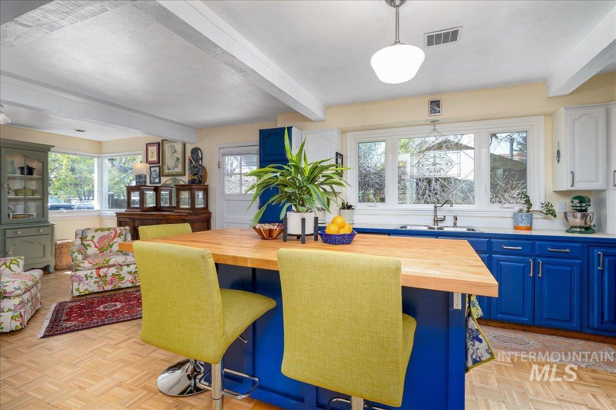 3301 N 32nd St., Boise, Idaho 83703, 4 Bedrooms, 2 Bathrooms, Residential For Sale, Price $859,900,MLS 98983428