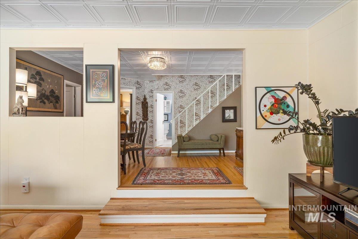 3301 N 32nd St., Boise, Idaho 83703, 4 Bedrooms, 2 Bathrooms, Residential For Sale, Price $859,900,MLS 98983428