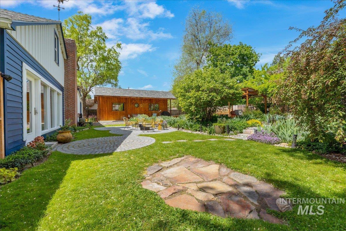 3301 N 32nd St., Boise, Idaho 83703, 4 Bedrooms, 2 Bathrooms, Residential For Sale, Price $859,900,MLS 98983428