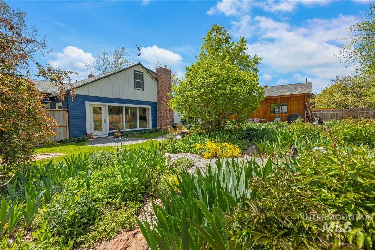 3301 N 32nd St., Boise, Idaho 83703, 4 Bedrooms, 2 Bathrooms, Residential For Sale, Price $859,900,MLS 98983428