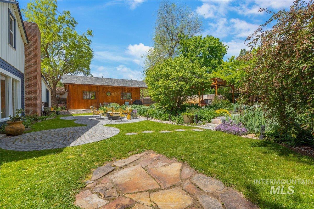 3301 N 32nd St., Boise, Idaho 83703, 4 Bedrooms, 2 Bathrooms, Residential For Sale, Price $859,900,MLS 98983428