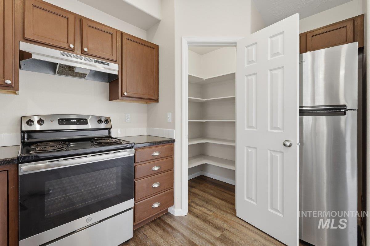 16360 Rainbow Dr, Nampa, Idaho 83687, 3 Bedrooms, 2 Bathrooms, Residential For Sale, Price $384,900,MLS 98983429