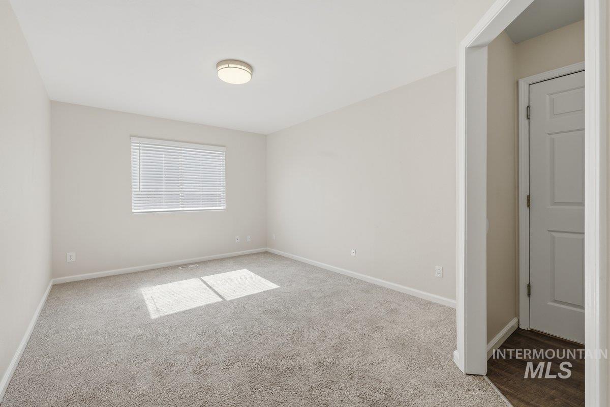 16360 Rainbow Dr, Nampa, Idaho 83687, 3 Bedrooms, 2 Bathrooms, Residential For Sale, Price $384,900,MLS 98983429