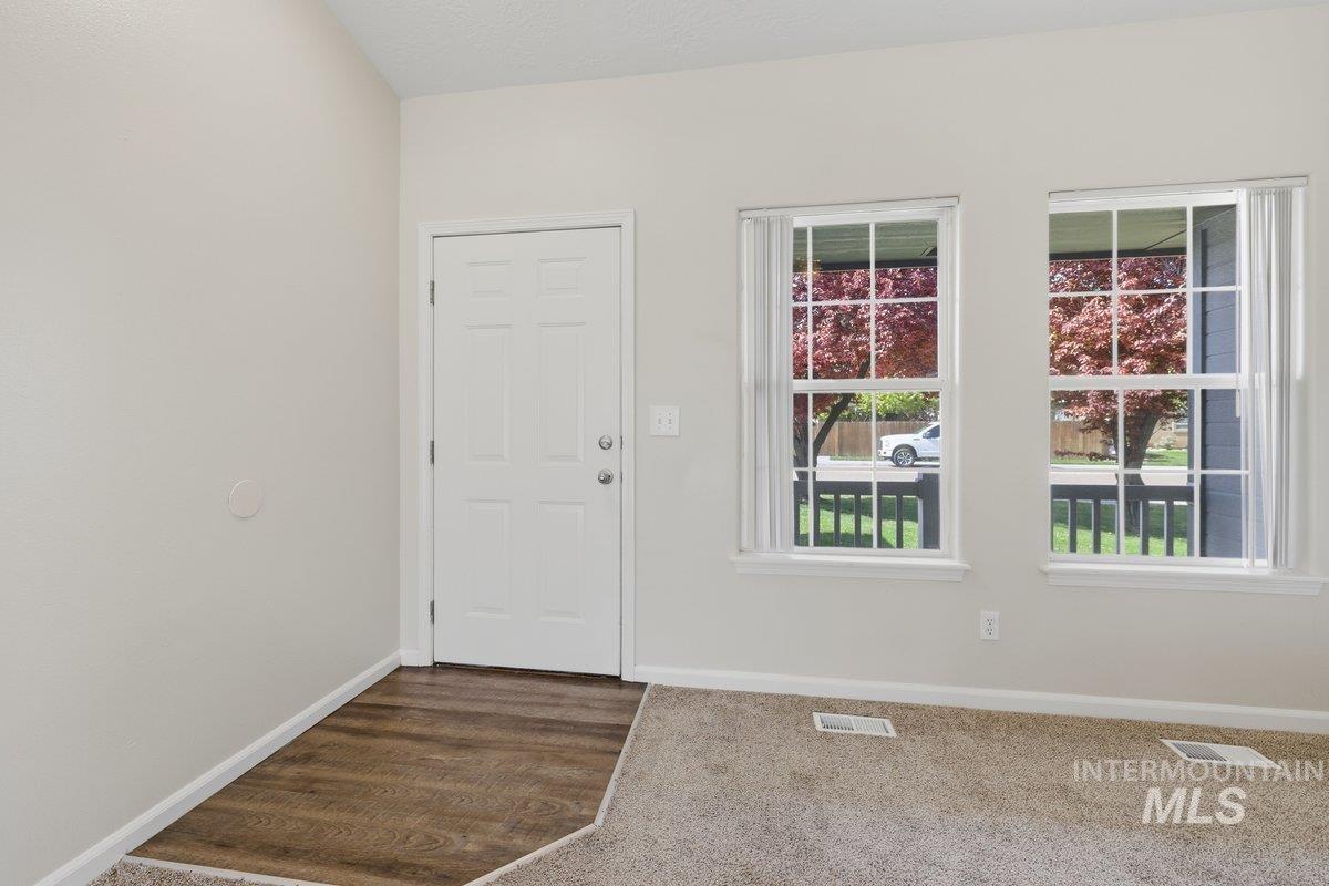 16360 Rainbow Dr, Nampa, Idaho 83687, 3 Bedrooms, 2 Bathrooms, Residential For Sale, Price $384,900,MLS 98983429