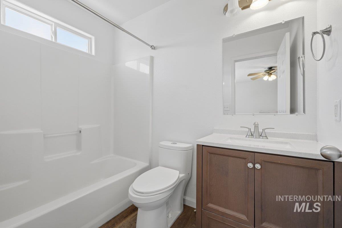 16360 Rainbow Dr, Nampa, Idaho 83687, 3 Bedrooms, 2 Bathrooms, Residential For Sale, Price $384,900,MLS 98983429