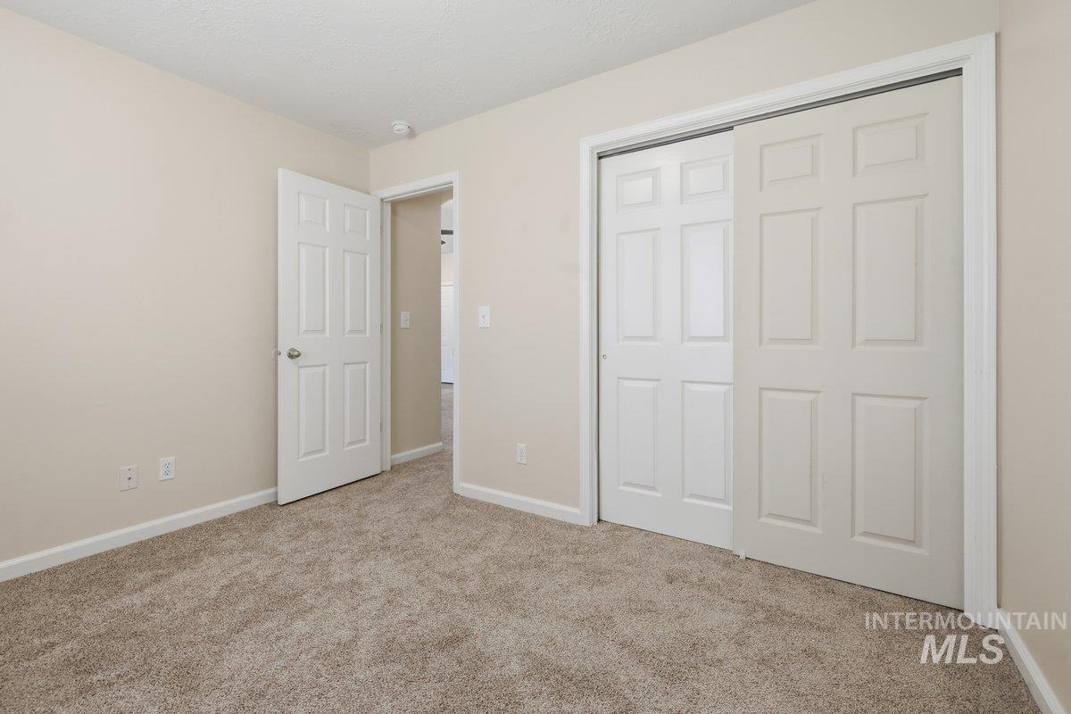 16360 Rainbow Dr, Nampa, Idaho 83687, 3 Bedrooms, 2 Bathrooms, Residential For Sale, Price $384,900,MLS 98983429