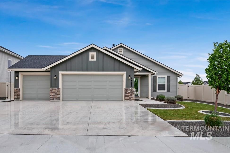 12288 Varga St, Caldwell, Idaho 83651, 3 Bedrooms, 2 Bathrooms, Residential For Sale, Price $405,000,MLS 98983431