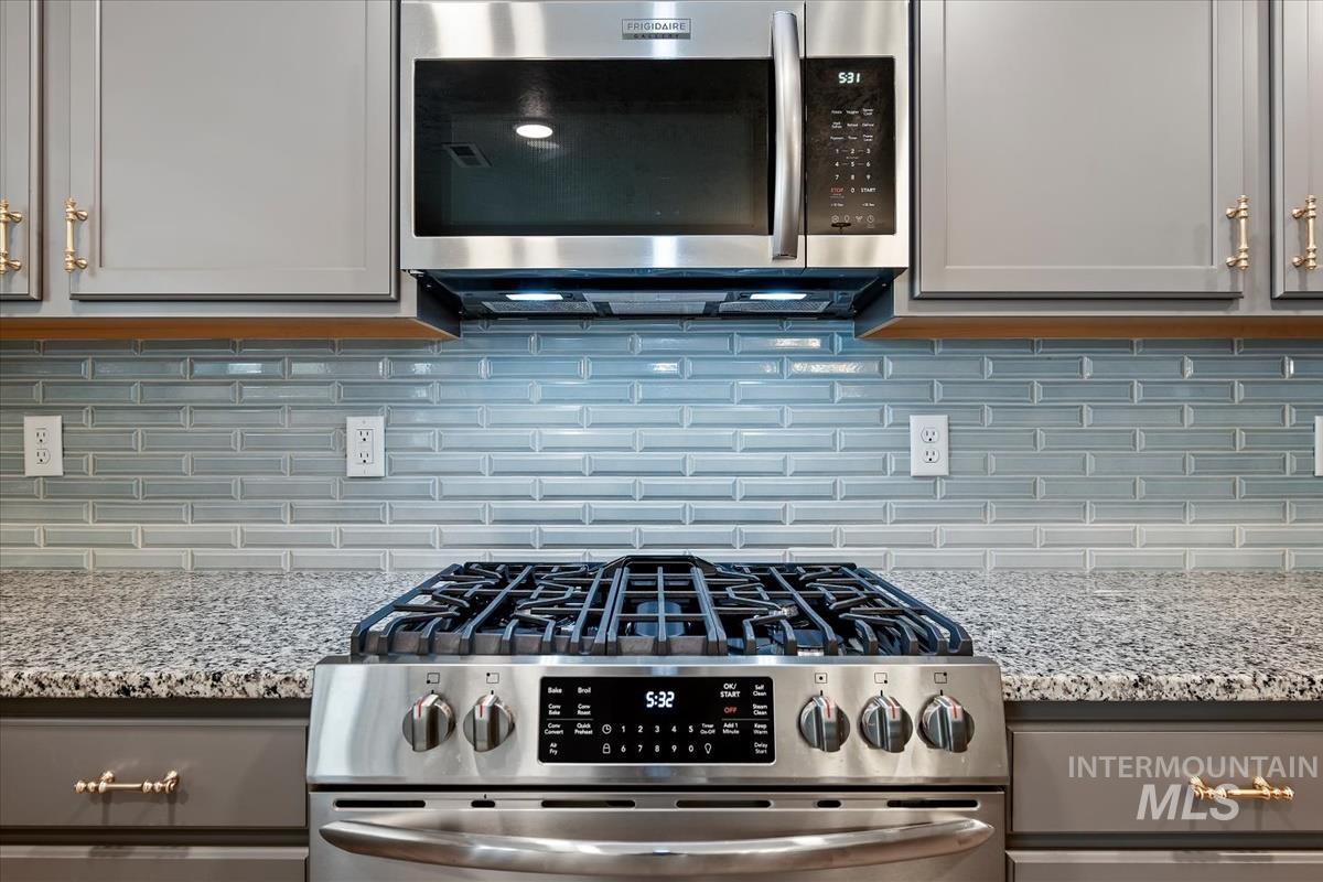 12288 Varga St, Caldwell, Idaho 83651, 3 Bedrooms, 2 Bathrooms, Residential For Sale, Price $405,000,MLS 98983431