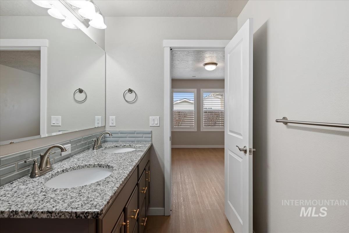 12288 Varga St, Caldwell, Idaho 83651, 3 Bedrooms, 2 Bathrooms, Residential For Sale, Price $405,000,MLS 98983431