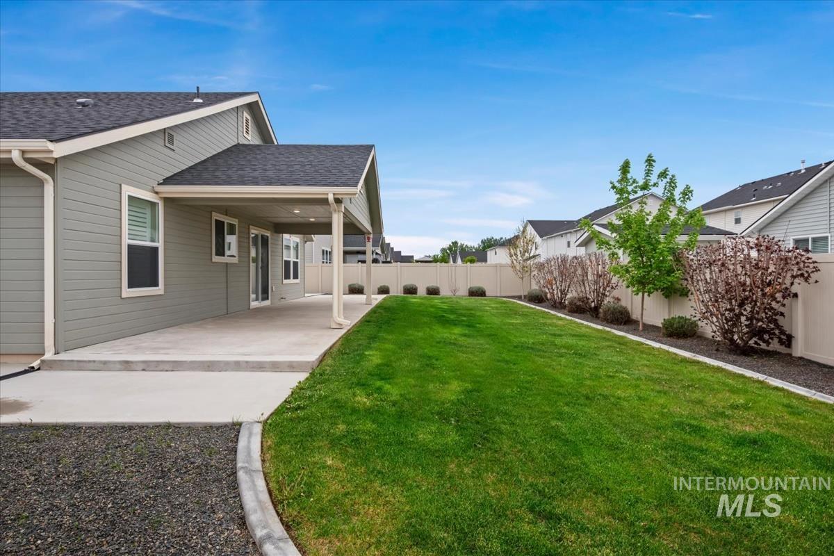 12288 Varga St, Caldwell, Idaho 83651, 3 Bedrooms, 2 Bathrooms, Residential For Sale, Price $405,000,MLS 98983431